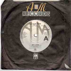Hoyt Axton - Lion In The Winter download flac mp3