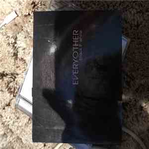 Everyother - Black & White download flac mp3