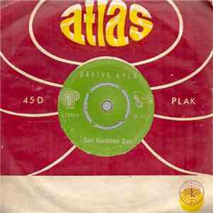 Safiye Ayla - Çile Bülbülüm Çile / Sarı Kurdelem Sarı download flac mp3